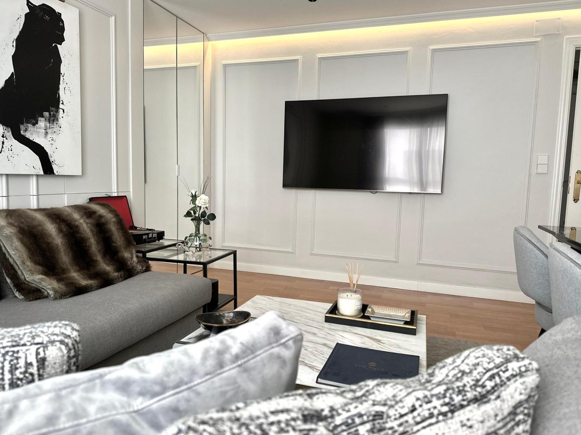 Medina - Luxury Suite Apt. Madrid Center Luaran gambar